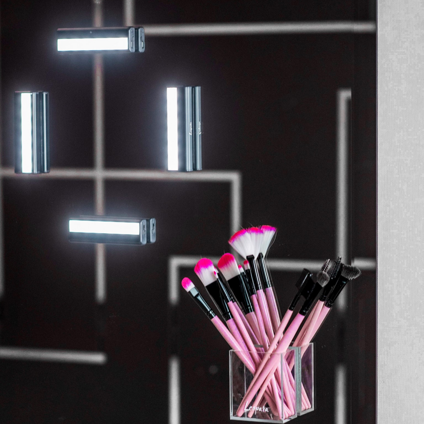 STUDIO Portable Makeup Lights + Travel Makeup Bag